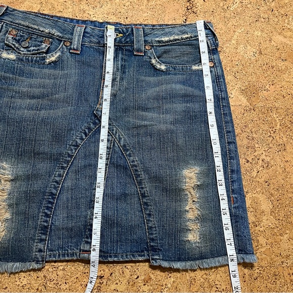 True Religion Distressed Joey Denim Jeans Skirt Sz 30 - Picture 8 of 10
